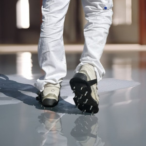 Zapatos para Aplicaciones sobre Suelos autonivelantes Pentrilo 08638, confort y seguridad en cada paso para profesionales.