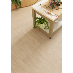 Roble Mikado, suelo laminado FINfloor Original Sin Bisel 824B, elegancia y durabilidad para tu hogar.